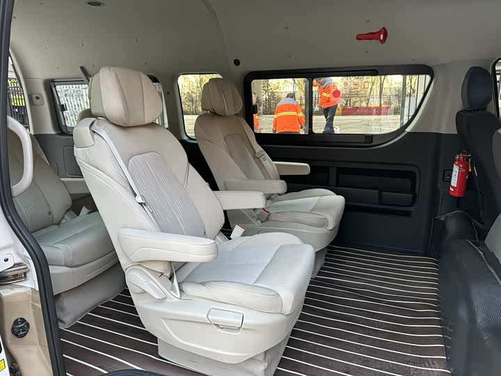 Фото 12 - Foton G9