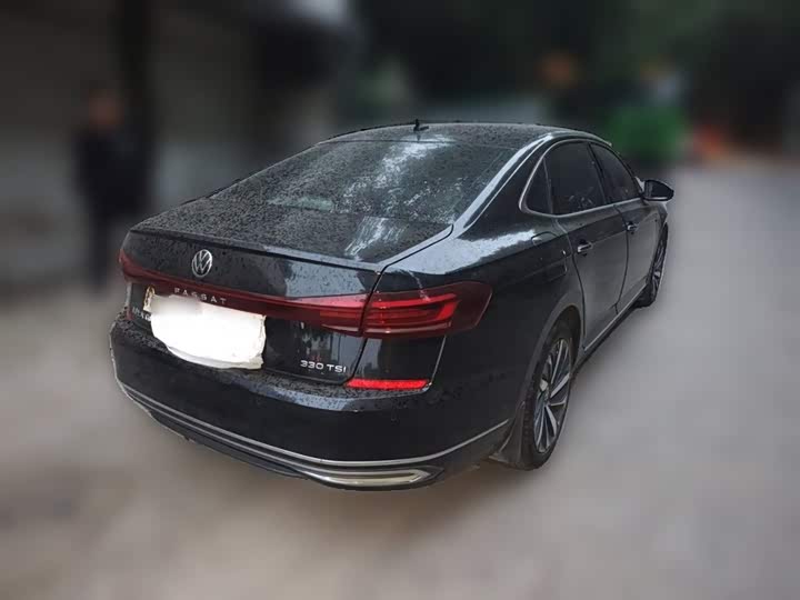 Фото 29 - Volkswagen Passat