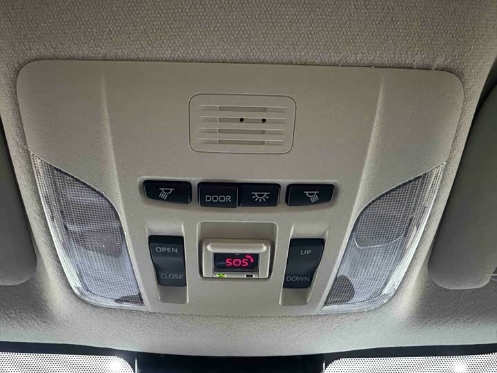 Фото 14 - Toyota Corolla