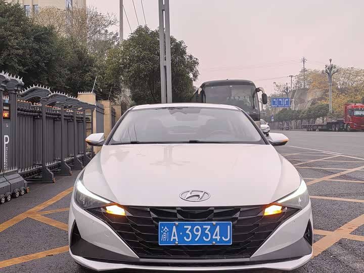 Фото 2 - Hyundai Elantra N line