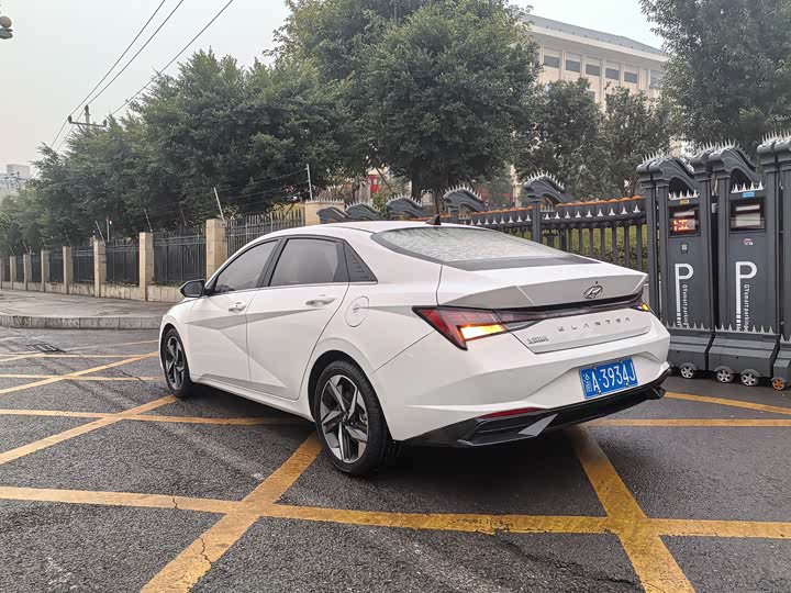 Фото 8 - Hyundai Elantra N line