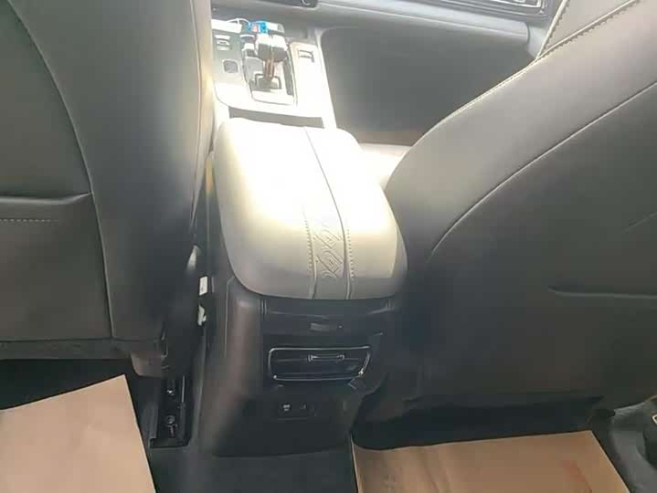 Фото 12 - GAC Trumpchi Empow R