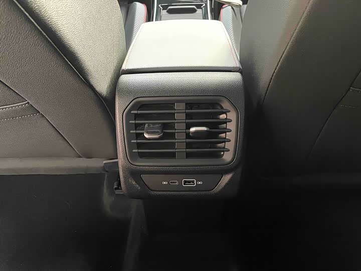 Фото 10 - Volkswagen Lamando L