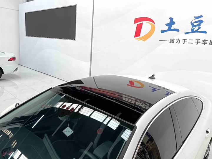 Фото 11 - Volkswagen Lamando L