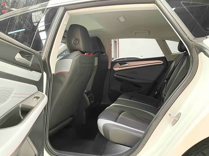 Фото 9 - Volkswagen Lamando L