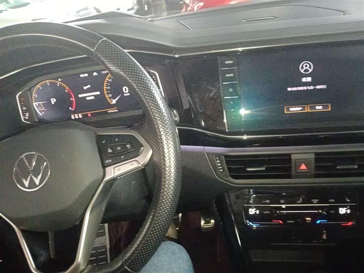 Фото 10 - Volkswagen Tayron X