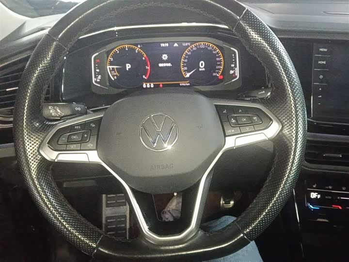 Фото 11 - Volkswagen Tayron X