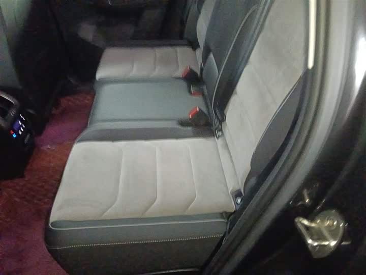 Фото 17 - Volkswagen Tayron X