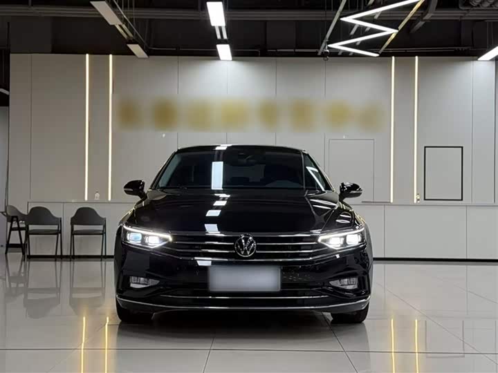 Фото 3 - Volkswagen Magotan