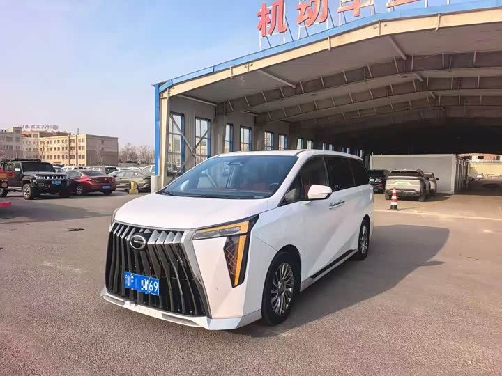 Фото 3 - GAC Trumpchi M8