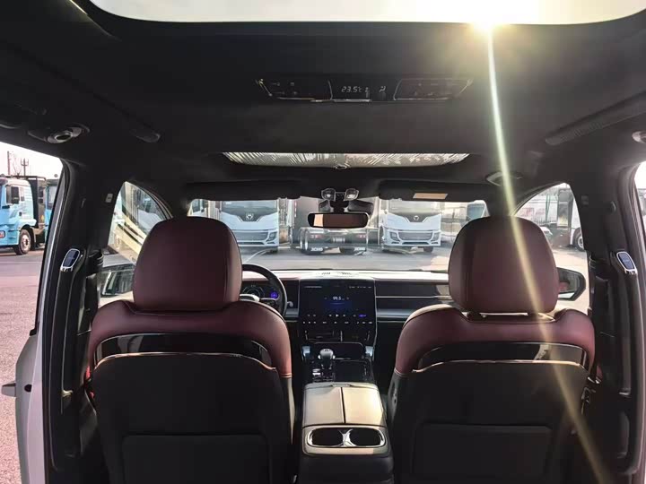 Фото 6 - GAC Trumpchi M8