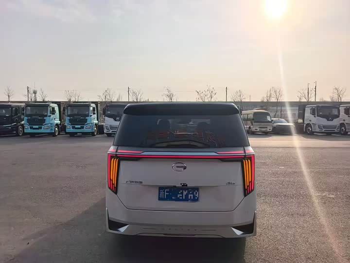 Фото 8 - GAC Trumpchi M8