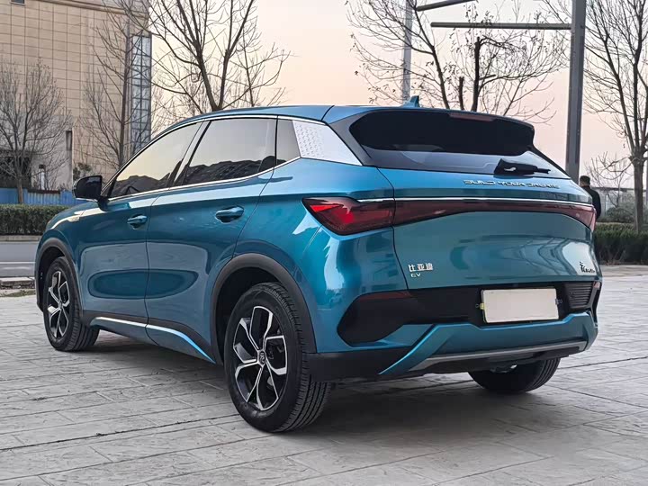 Фото 9 - BYD Yuan Plus