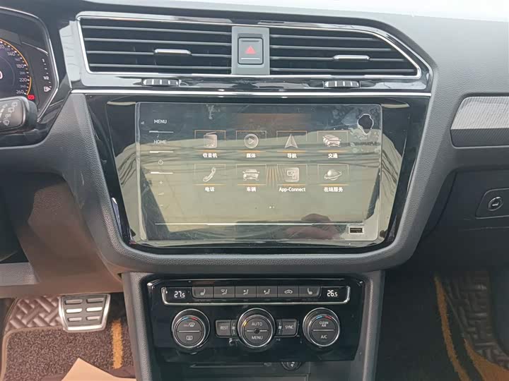 Фото 13 - Volkswagen Tiguan L Pro