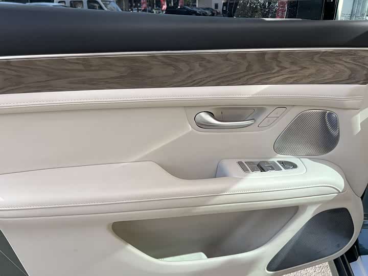 Фото 9 - Aito M5