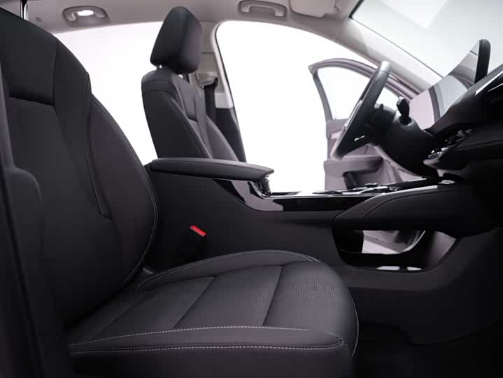 Фото 14 - Buick Envision S