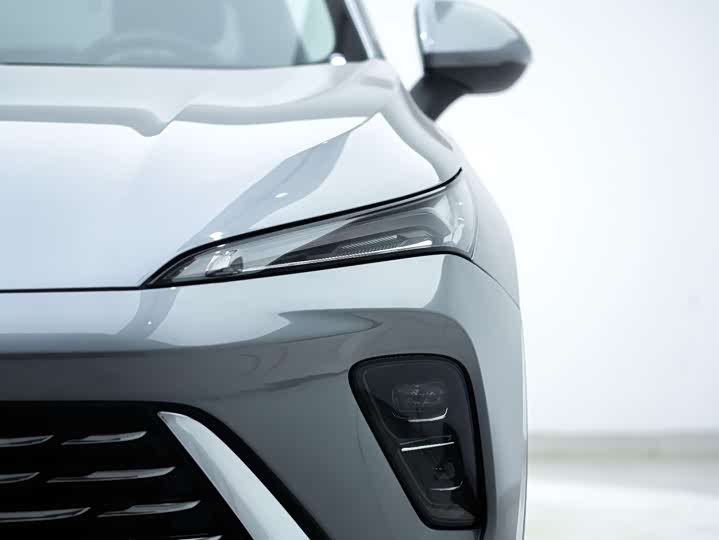 Фото 25 - Buick Envision S