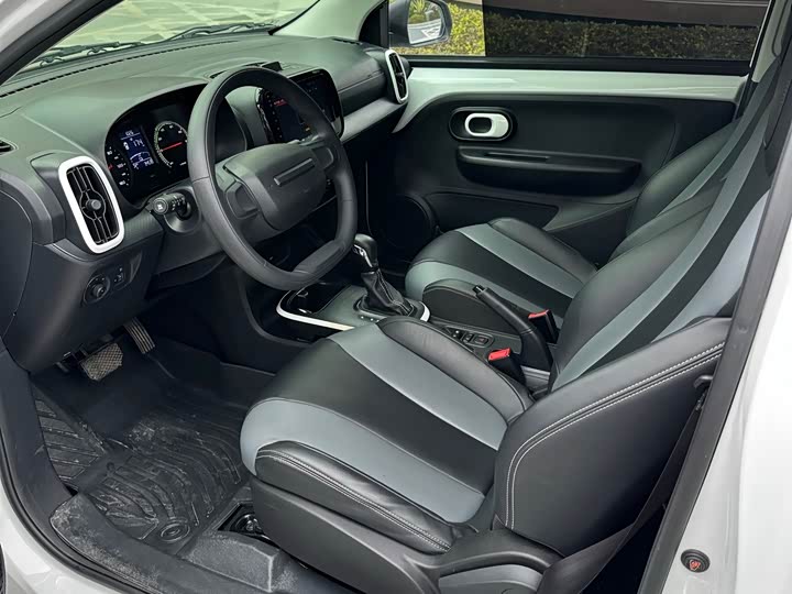 Фото 6 - Roewe Clever