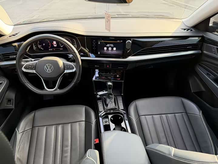 Фото 5 - Volkswagen Passat