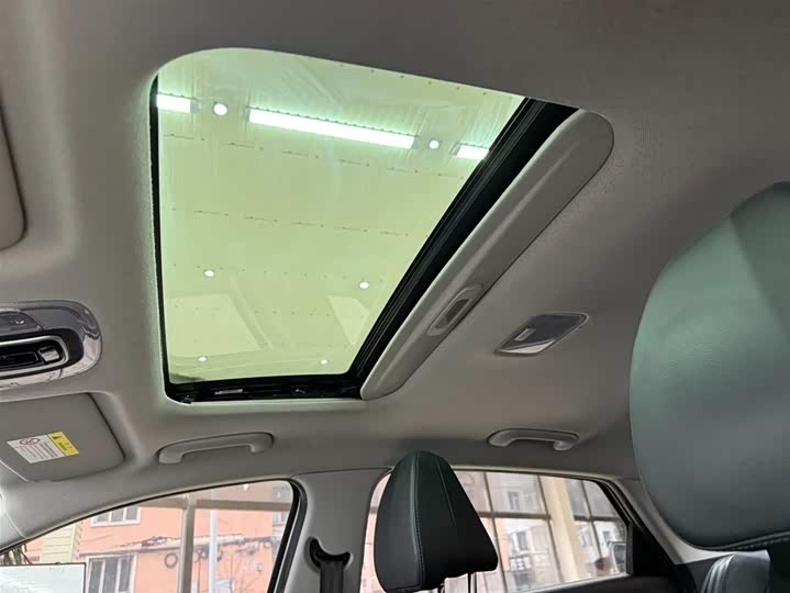 Фото 15 - Hyundai Elantra N line