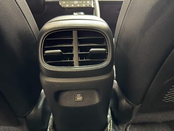 Фото 19 - Hyundai Elantra N line