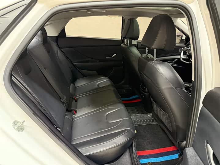 Фото 22 - Hyundai Elantra N line