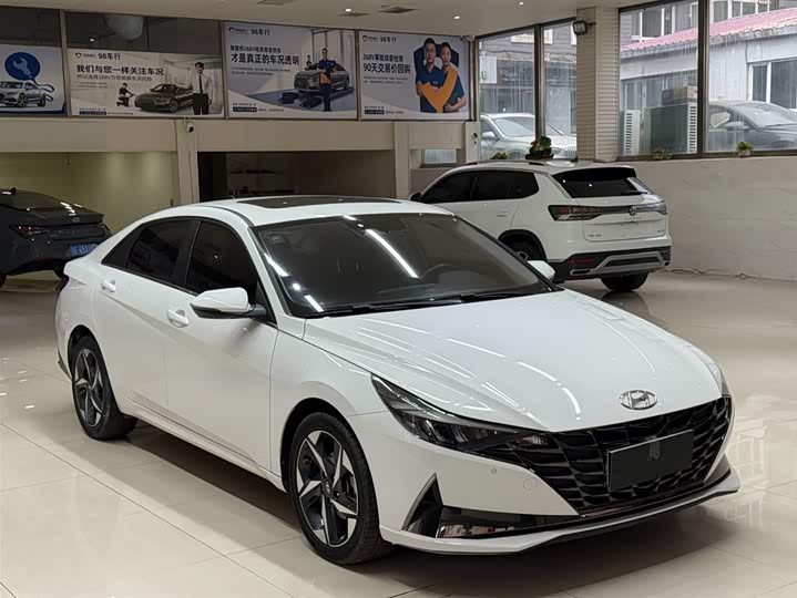 Фото 3 - Hyundai Elantra N line