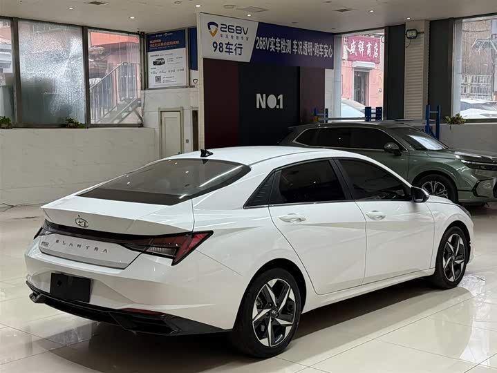 Фото 4 - Hyundai Elantra N line