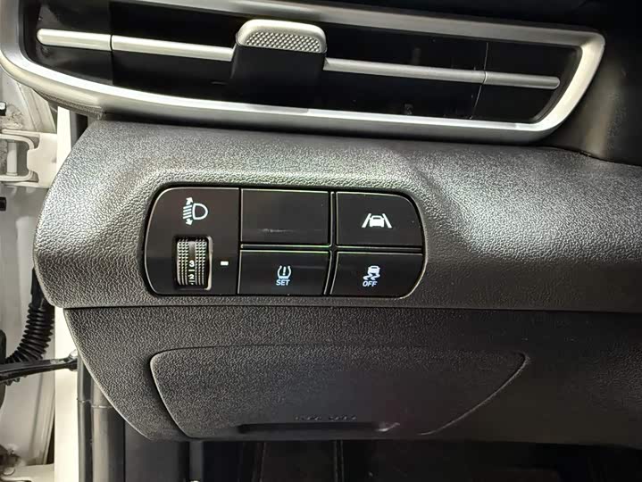 Фото 9 - Hyundai Elantra N line