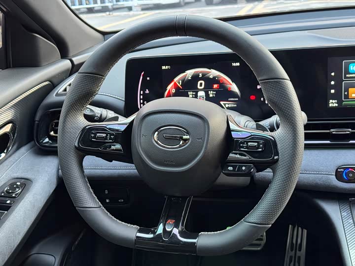 Фото 21 - GAC Trumpchi Empow R