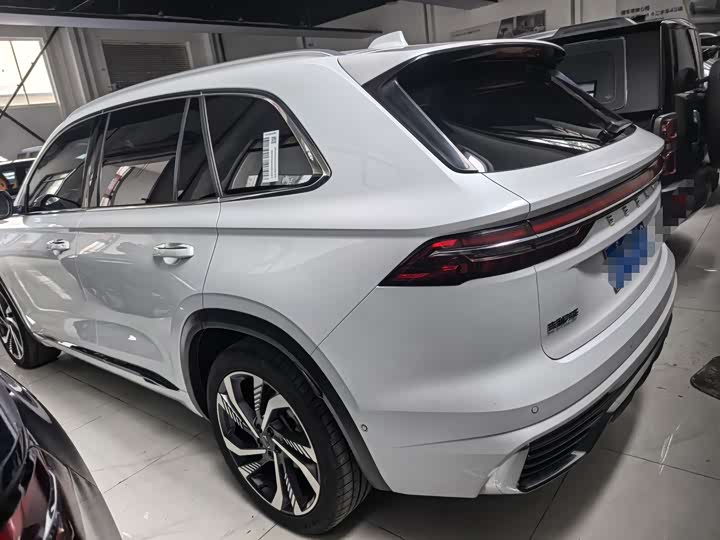 Фото 4 - Geely Monjaro