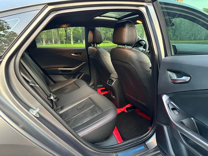 Фото 10 - Hyundai Lafesta