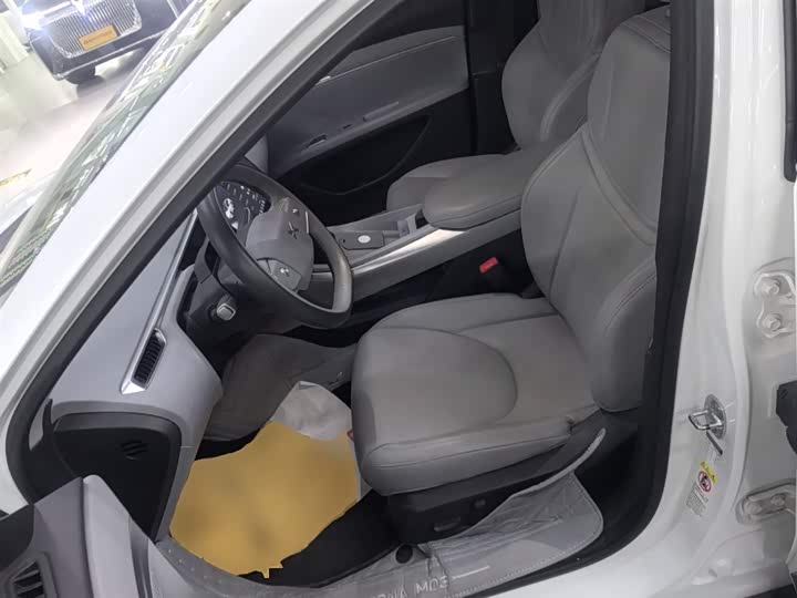 Фото 15 - XPeng Mona M03