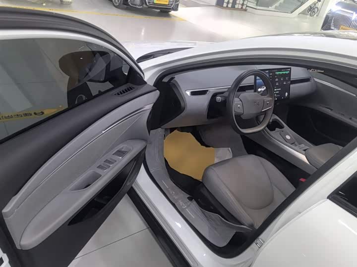 Фото 16 - XPeng Mona M03