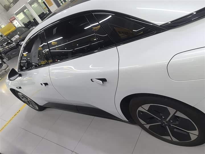 Фото 5 - XPeng Mona M03