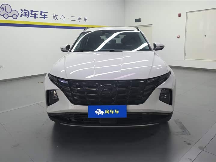 Фото 2 - Hyundai Tucson L