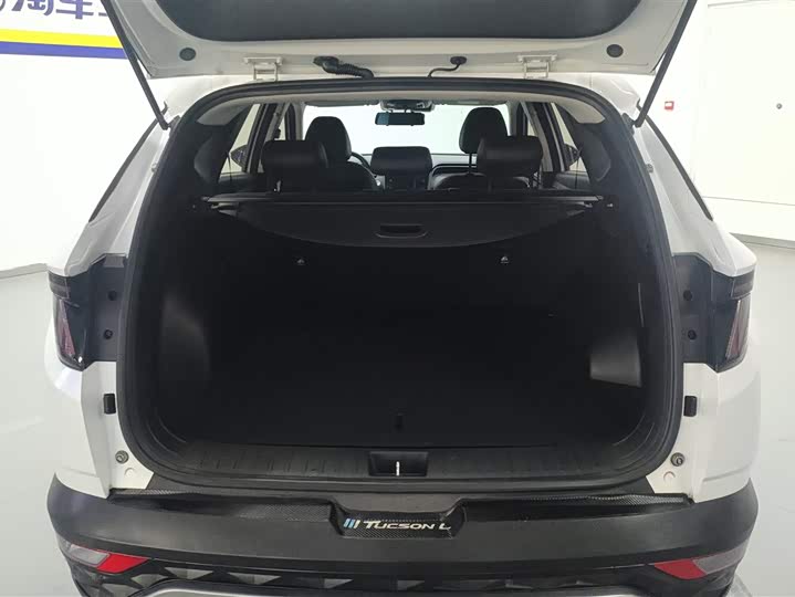 Фото 4 - Hyundai Tucson L