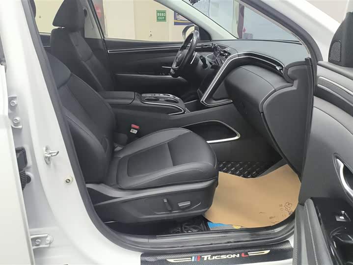 Фото 8 - Hyundai Tucson L