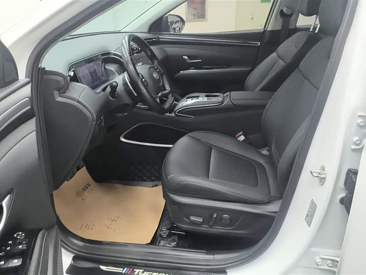 Фото 9 - Hyundai Tucson L