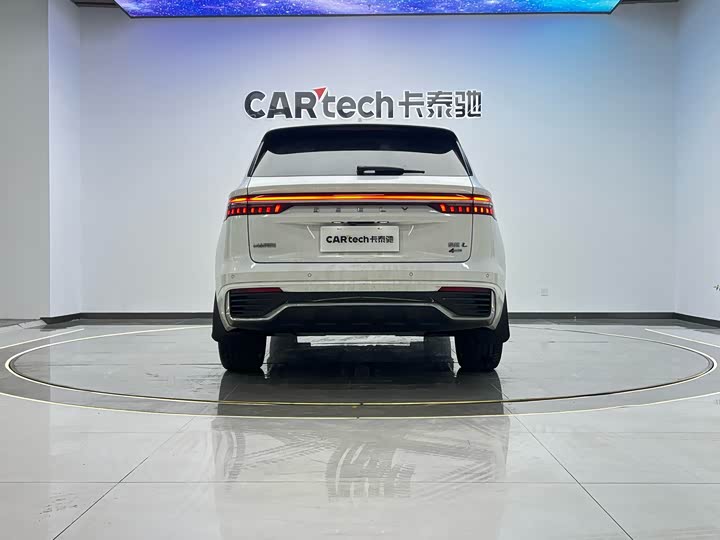 Фото 31 - Geely Monjaro