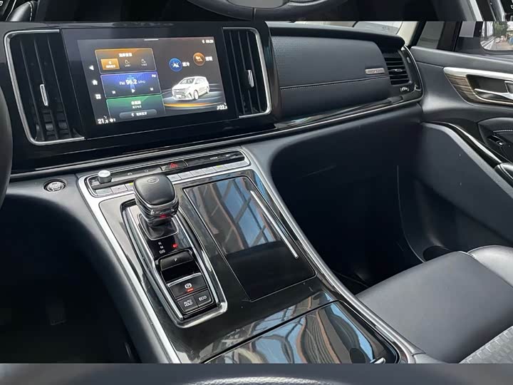 Фото 7 - GAC Trumpchi M8