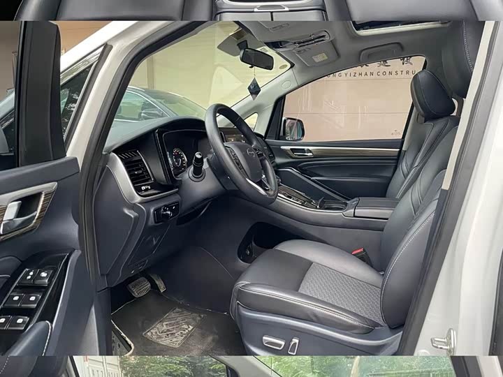 Фото 8 - GAC Trumpchi M8