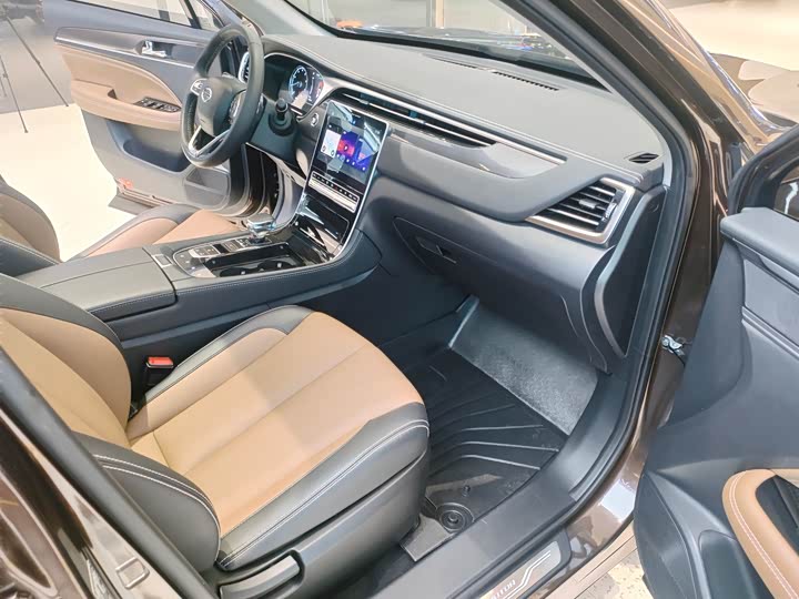 Фото 10 - GAC Trumpchi GS5