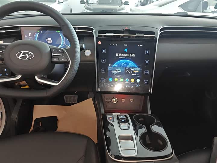 Фото 13 - Hyundai Tucson L