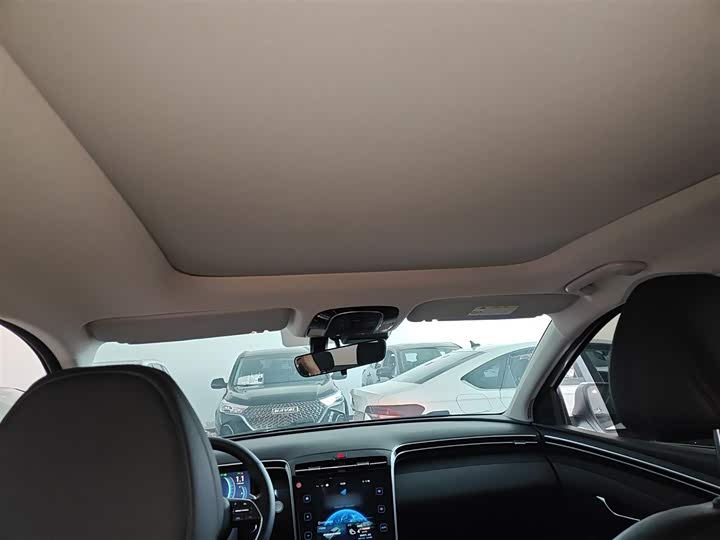 Фото 18 - Hyundai Tucson L