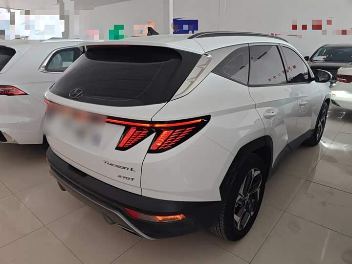 Фото 7 - Hyundai Tucson L