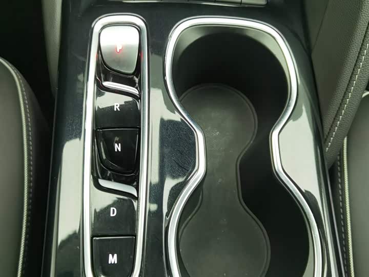 Фото 13 - Buick Envision Plus