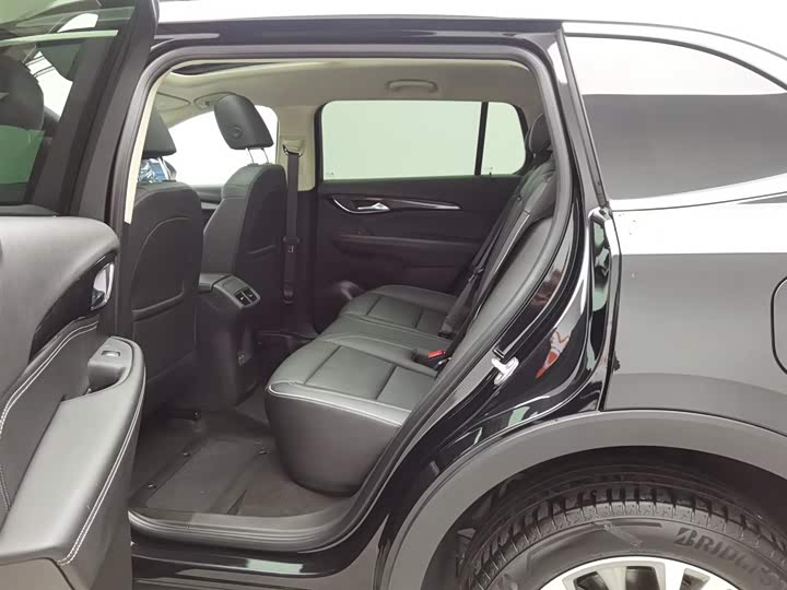 Фото 15 - Buick Envision Plus