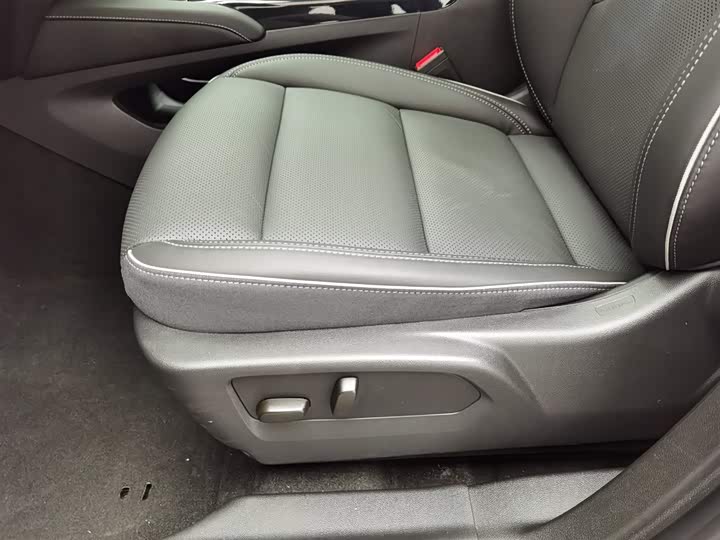 Фото 20 - Buick Envision Plus