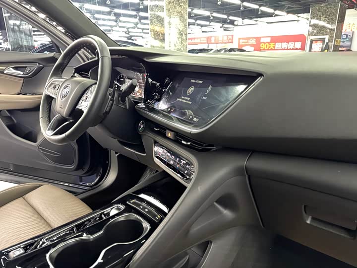 Фото 10 - Buick Envision Plus